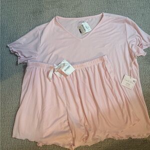 Elegant Light Pink Women's Pajama Set